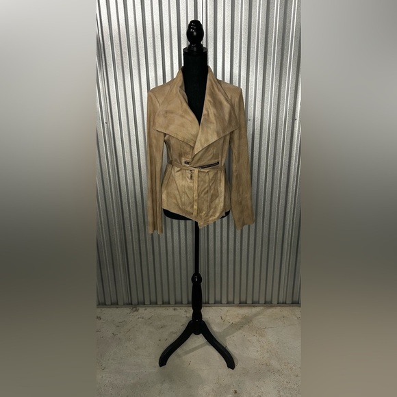 Women’s Joseph Ribkoff Tan Long Sleeve Wrap Faux Leather Jacket Designer Size 12 - Picture 2 of 6